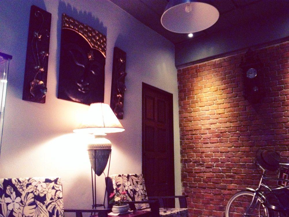 Mon Lodge & Yoga Donmueang Bangkok Esterno foto