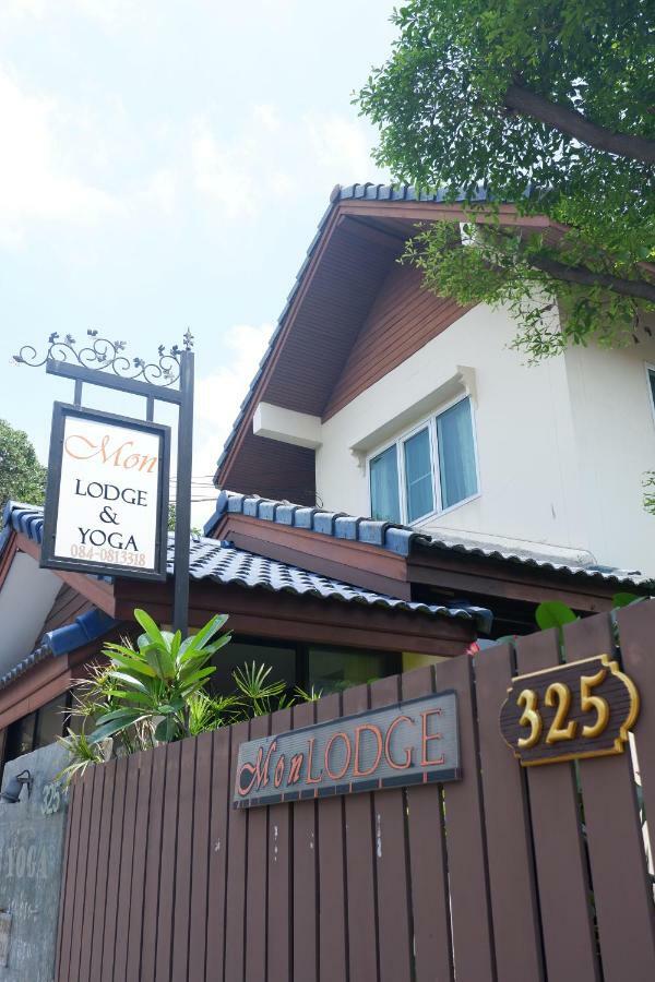 Mon Lodge & Yoga Donmueang Bangkok Esterno foto